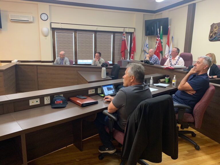 Town Council to review garbage hauling bylaw on Brunetville Road